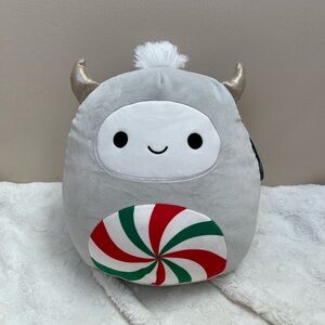 Squishmallows Nissa Yeti